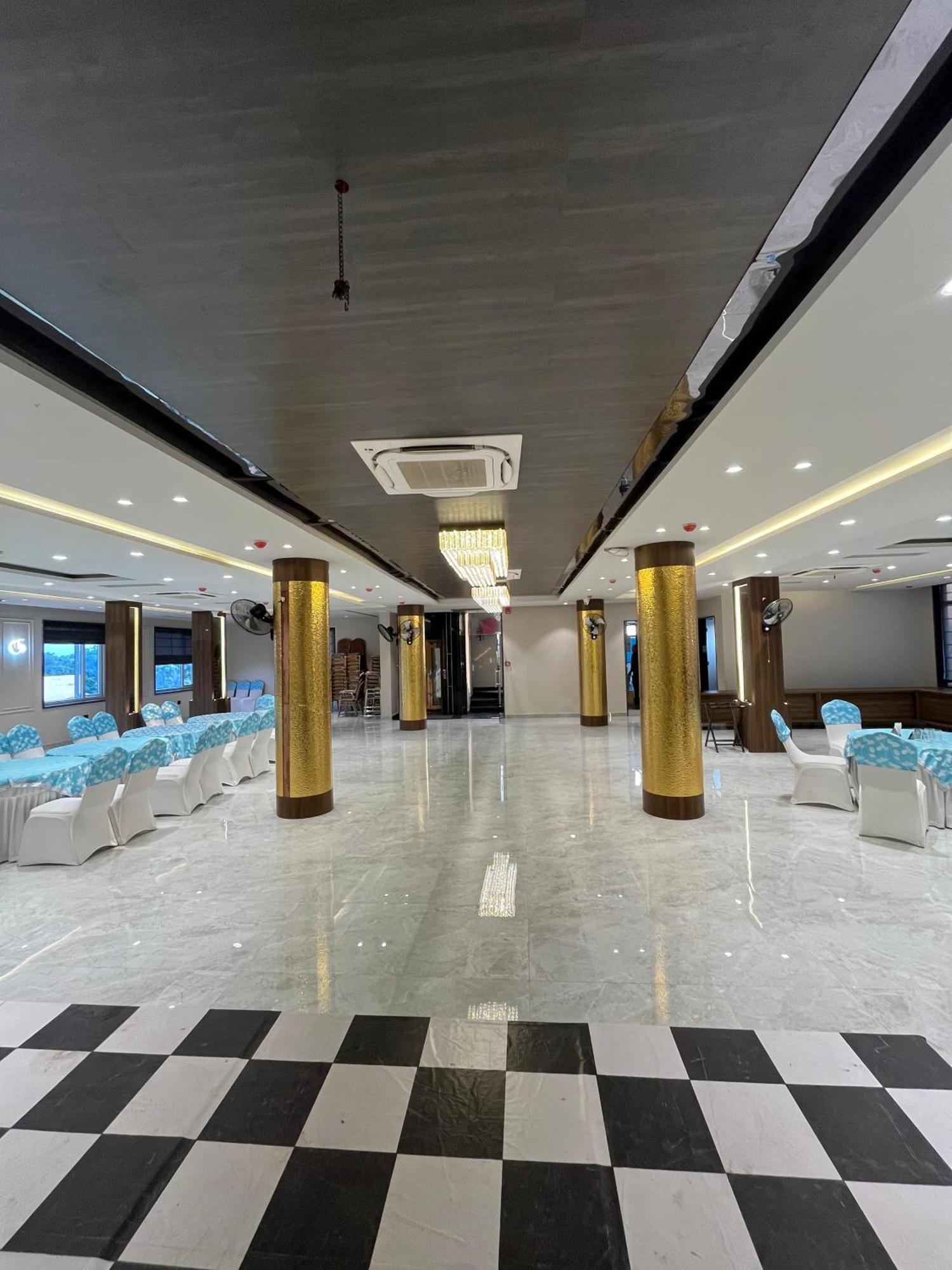 Hotel Golden Peacock Haridwar Exterior photo