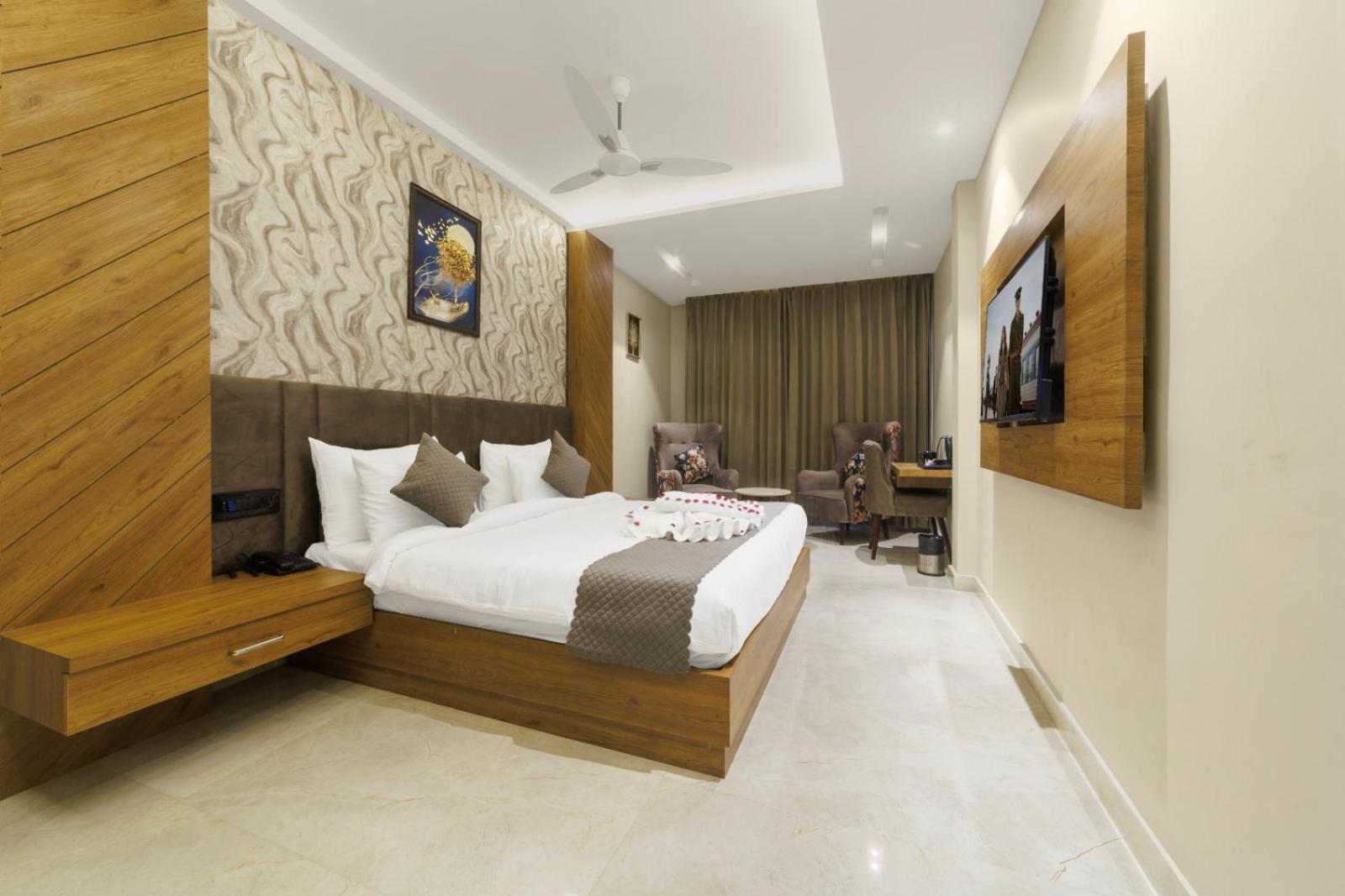 Hotel Golden Peacock Haridwar Exterior photo